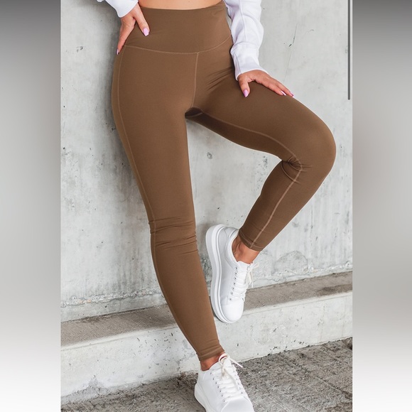CRUNCH TIME HIGH WAISTED FULL-LENGTH LEGGINGS (COCOA DUST) - Picture 3 of 6